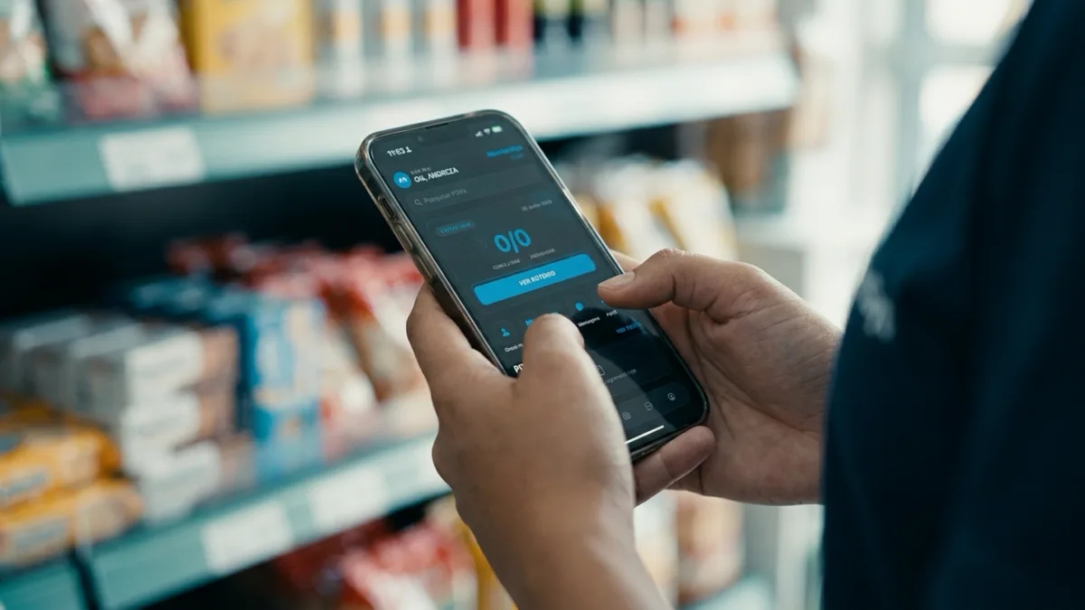 Monitoramento de Equipe em Tempo Real: GPS de Promotores